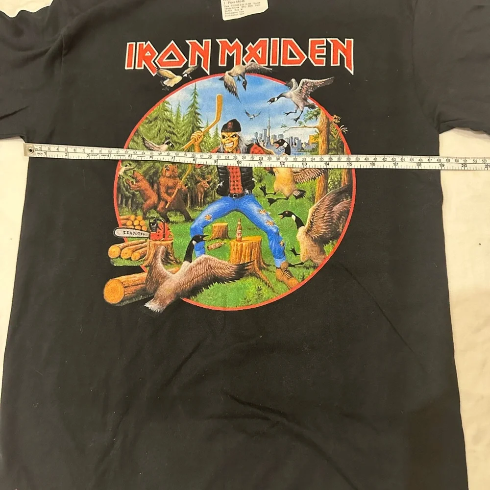 Legacy of the Beast World Tour Iron Maiden 2022 Black T-Shirt Canada Gildan New - Picture 7 of 12